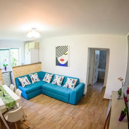 Garden Apartment